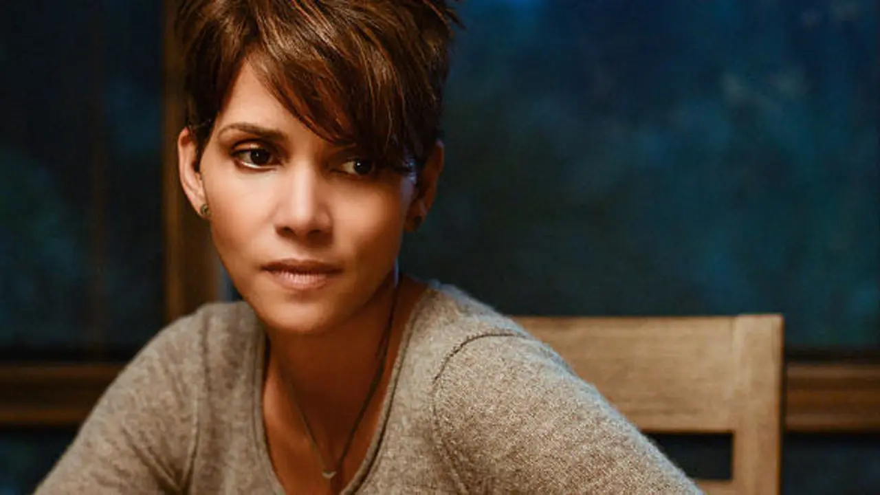 "Extinct" -- EXTANT: CBSÃ¢ÂÂs new summer series EXTANT is a mystery thriller starring Academy Award-winner Halle Berry as Ã¢ÂÂMolly Woods,Ã¢ÂÂ a female astronaut trying to reconnect with her family after returning from a year in outer space. Her mystifying experiences in space lead to events that will ultimately change the course of human history. EXTANT premieres Wednesday, July 9 (9:00-10:00 PM, ET/PT). Photo: Dale Robinette/CBSÃÂ©2014 CBS Broadcasting, Inc. All Rights Reserved