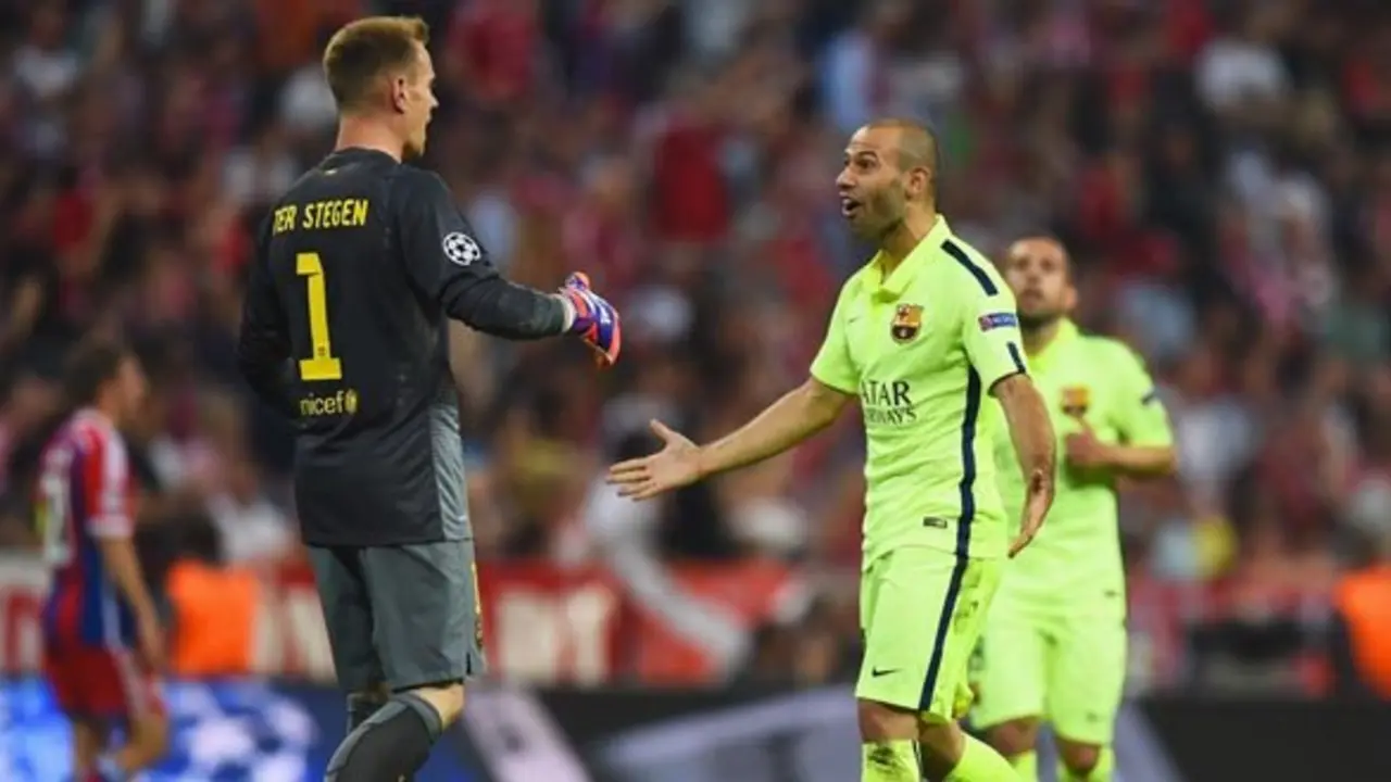 MUNICH, GERMANY - MAY 12:  Marc-Andre ter Stegen and Javier Mascherano of Barcelona celebrate as Neymar scores their second goal during the UEFA Champions League semi final second leg match between FC Bayern Muenchen and FC Barcelona at Allianz Arena on May 12, 2015 in Munich, Germany.  (Photo by Lars Baron/Bongarts/Getty Images)