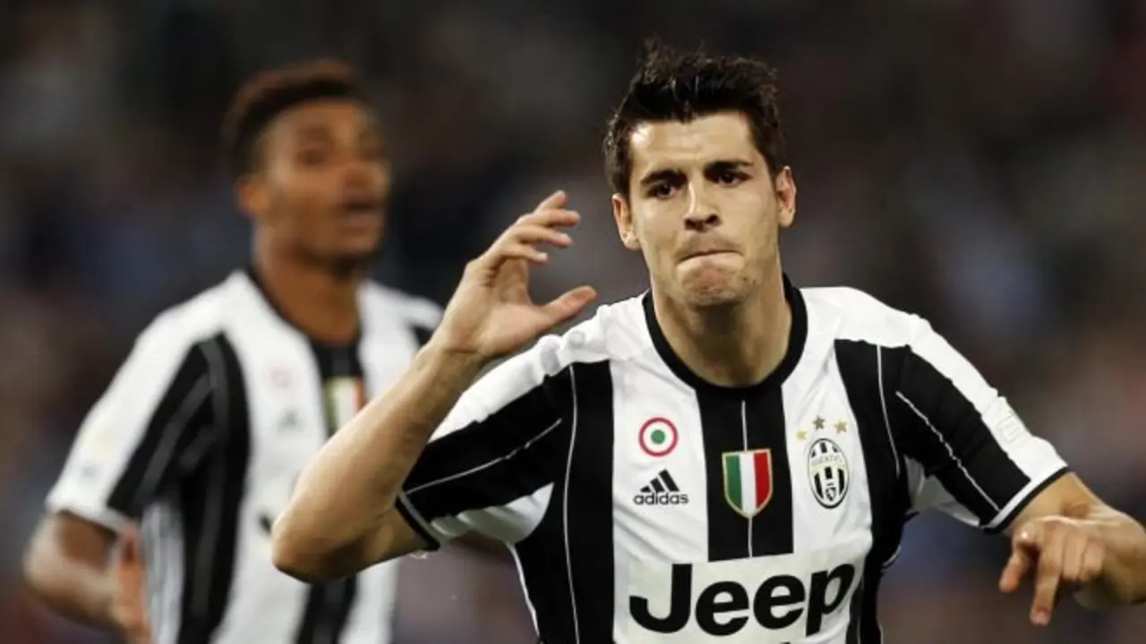 . Rome (Italy), 21/05/2016.- Juventus' Alvaro Morata celebrates scoring the 1-0 lead during the Italian Cup final soccer match Milan vs Juventus at Olimpico stadium in Rome, Italy, 21 May 2016. (Roma, Italia) EFE/EPA/RICCARDO ANTIMIANI