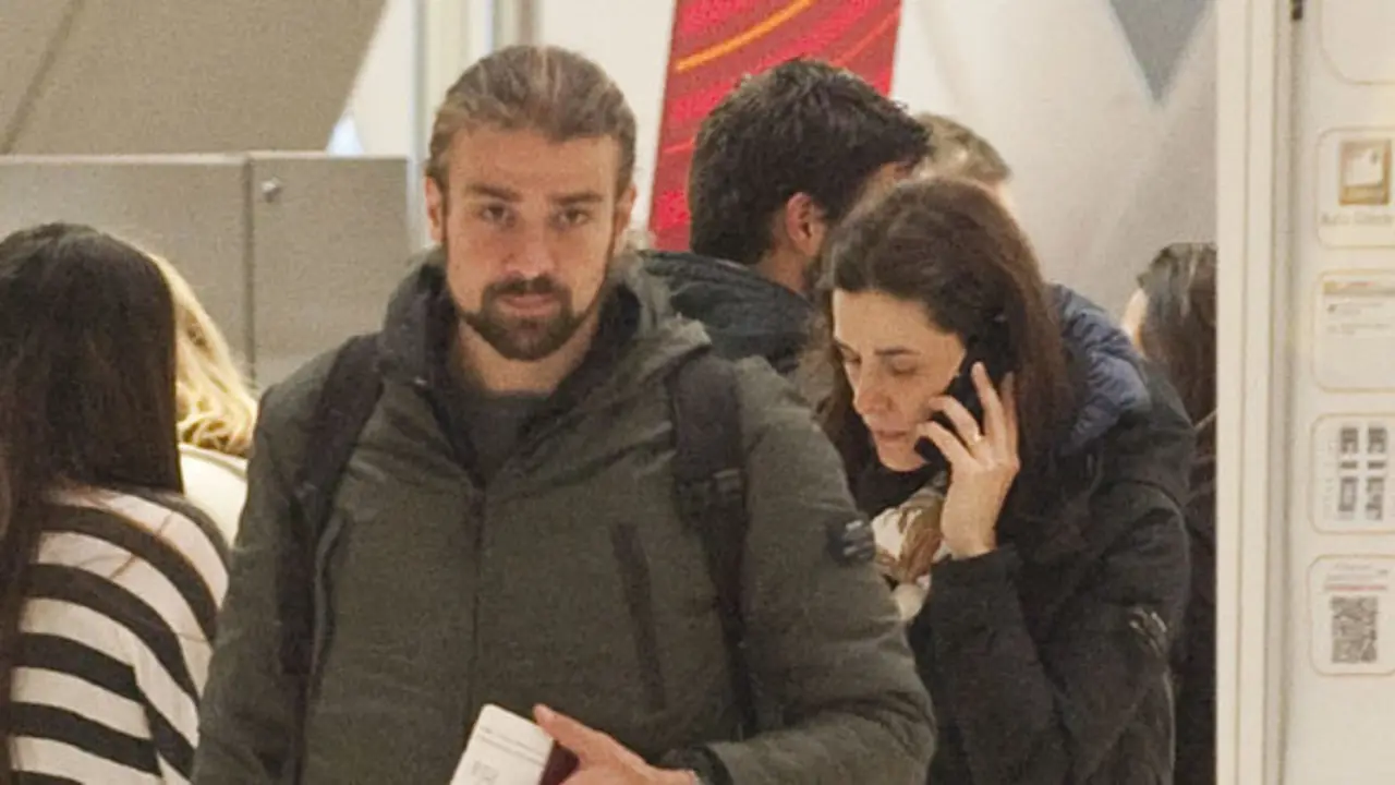 LA PRESENTADORA RAQUEL SANCHEZ SILVA Y MARIO BIONDO EN EL AEROPUERTO DE MADRID
01/05/2013
MADRID