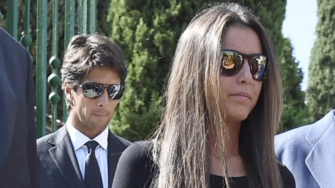 EL TENISTA FERNANDO VERDASCO Y ANA BOYER DURANTE EL ENTIERRO DE MIGUEL BOYER EN MADRID
30/09/2014