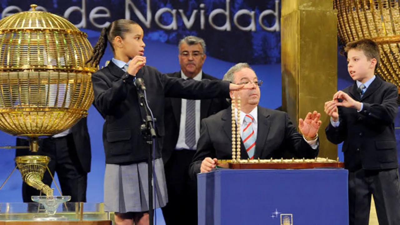 SORTEO DE LA LOTERIA DE NAVIDAD 2013
22/12/2013
MADRID