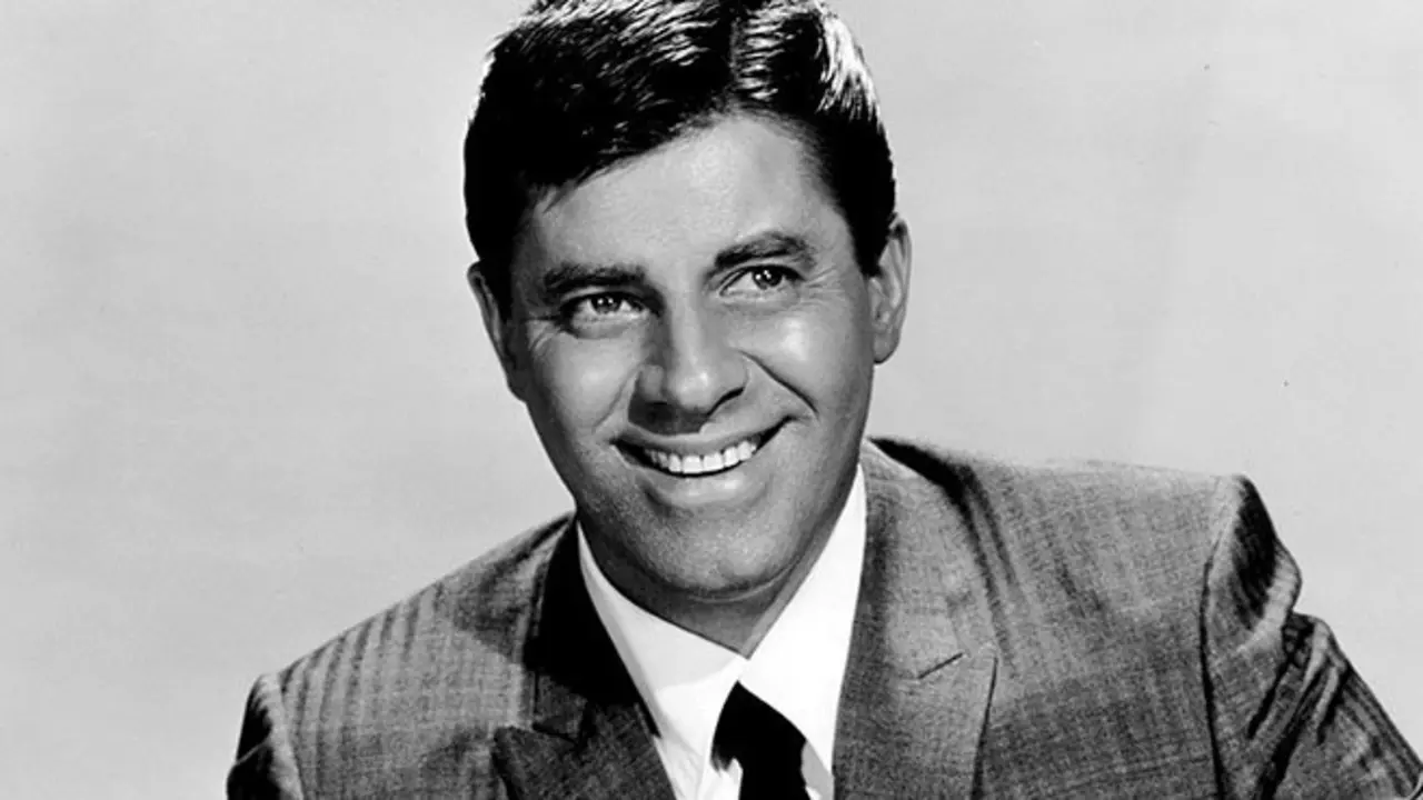 Posed portrait of comic actor Jerry Lewis, circa 1955-1960. (Photo by Pictorial Parade/Archive Photos/Getty Images)