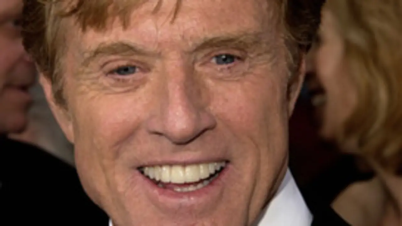 Robert Redford
74th Annual Academy Awards - Arrivals
Kodak Theater
Hollywood, California USA
March 24, 2002
Photo by Steve Granitz/WireImage.com

To license this image (405885), contact WireImage:
+1 212-686-8900 (tel)
+1 212-686-8901 (fax)
sales@wireimage.com (e-mail)
www.wireimage.com (web site)