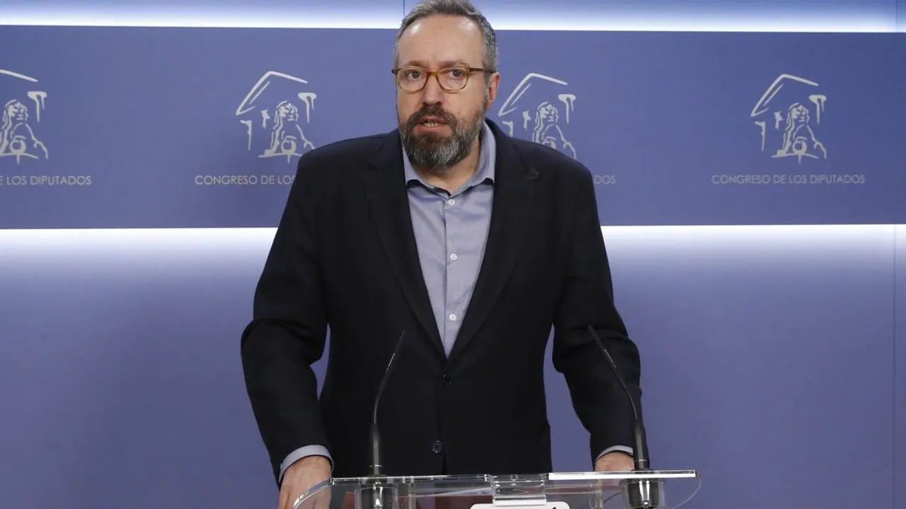 GRAF6915 MARID  25 1 2018 - El portavoz del Grupo Parlamentario Ciudadanos  GPCs   Juan Carlos Girauta durante la rueda de prensa que ofrecio hoy en el Congreso para presentar una iniciativa parlamentaria sobre la creacion de una comision de investigacion relativa a los atentados de Barcelona y Cambrils  EFE  Paco Campos