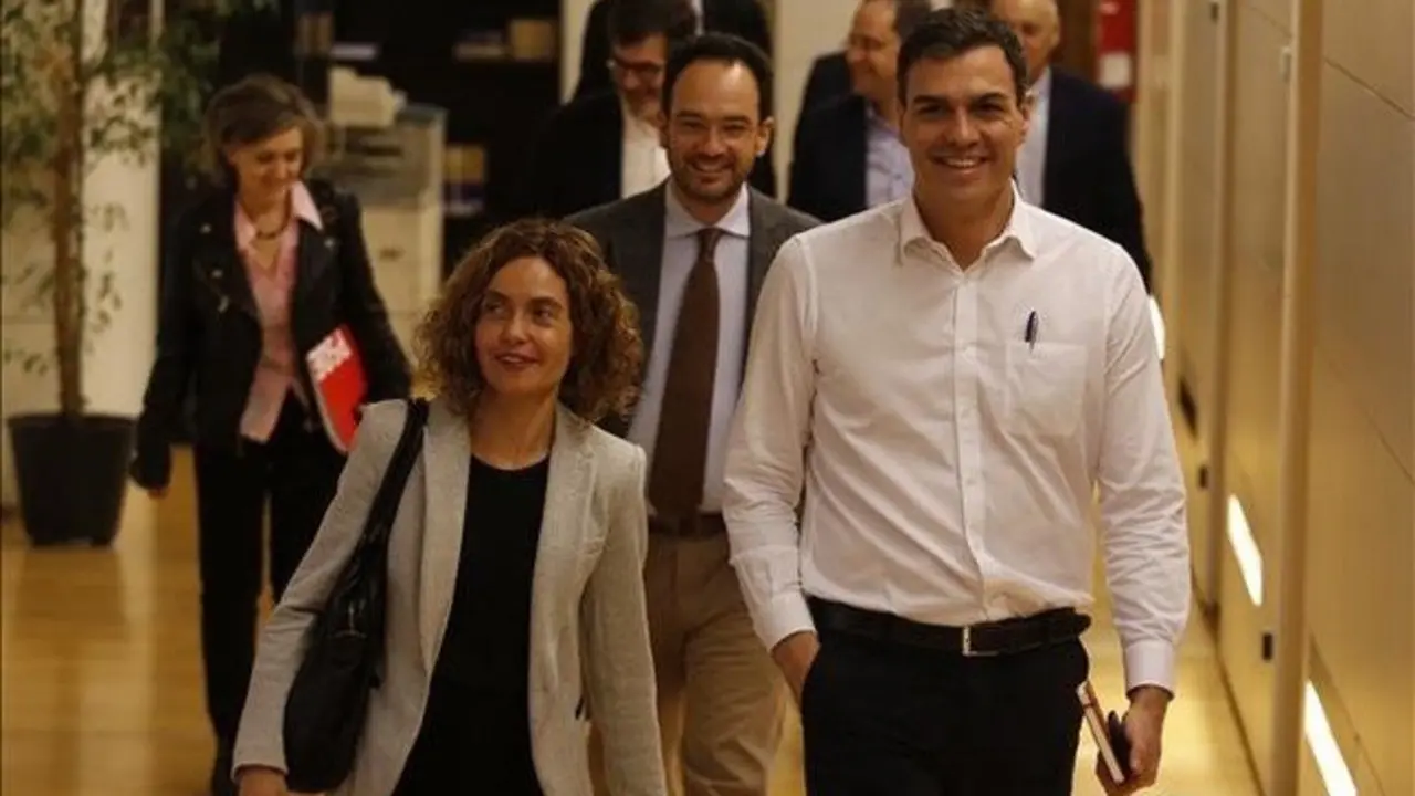 MADRID 03 03 2016  POLITICA Pedro Sanchez se ha reunido este mediodia en el Congreso con su equipo de negociacion FOTO de AGUSTIN CATALAN