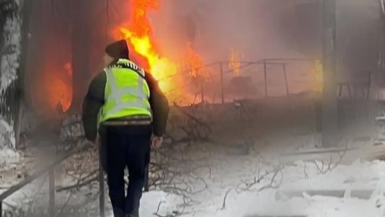 Un policía ucraniano tras el ataque sufrido en Kiev. Fuente Gobierno Ucrania 