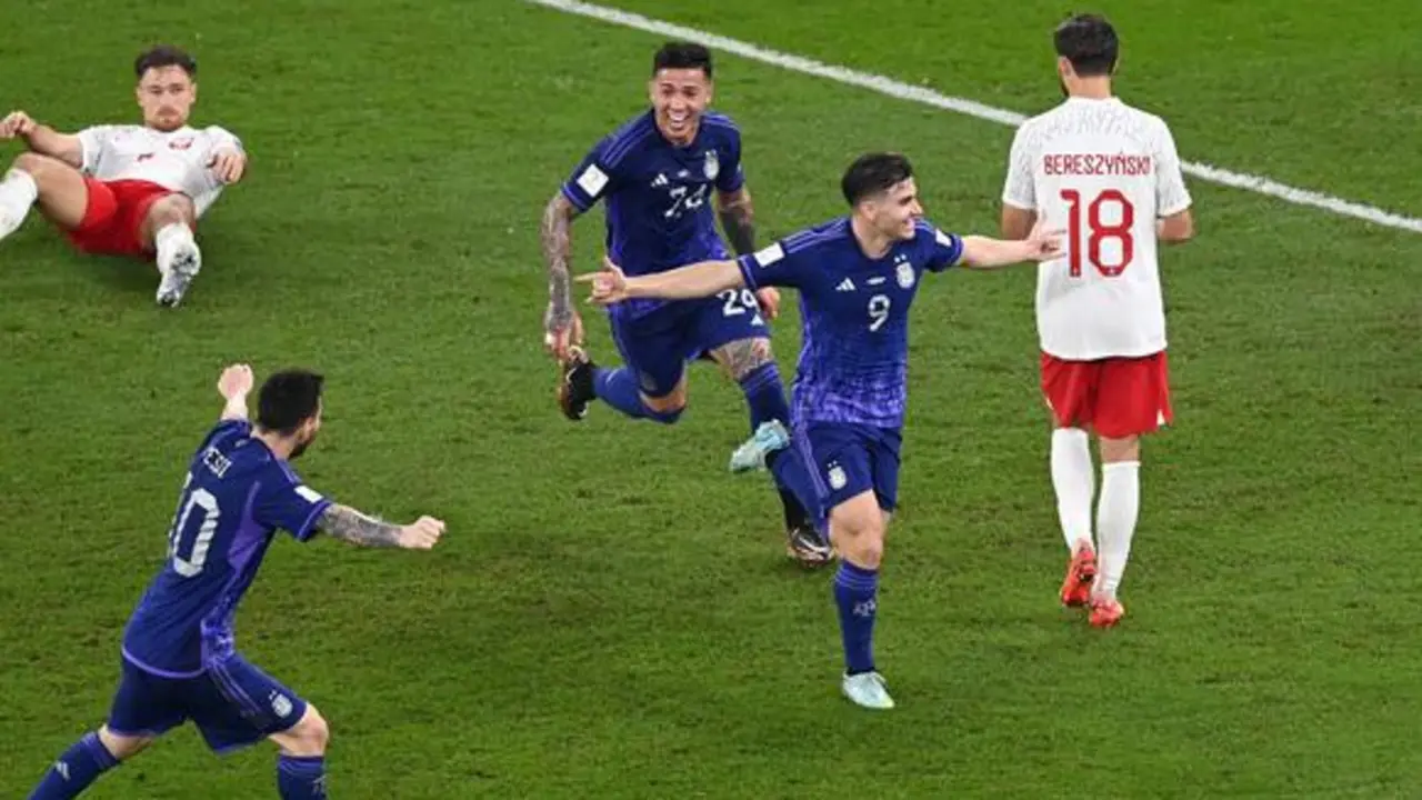 Argentina celebrando un gol contra Polonia en el mundial