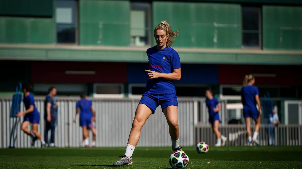 Alexia Putellas vuelve a entrenar con el grupo | Fuente: @FCBfemeni