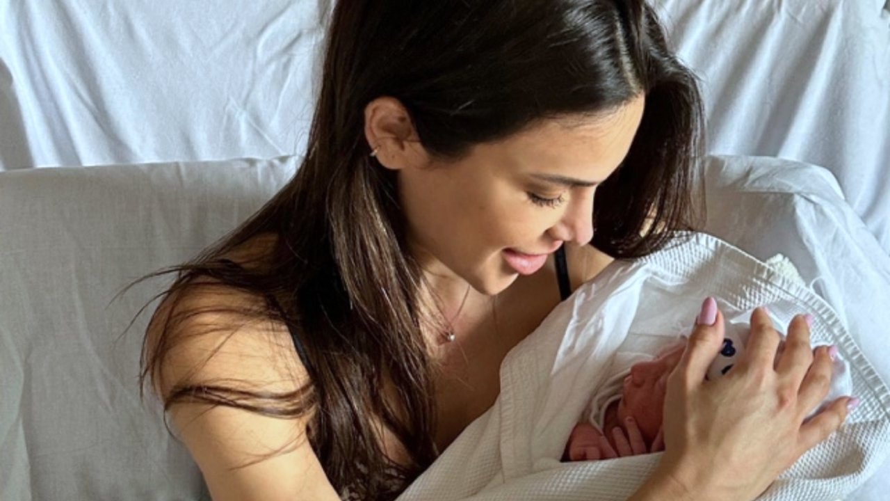 La ex Miss y especialista en medicina estética Carla Barber ha dado a luz a su segundo hijo, Romeo / Instagram @dr.carlabarber 