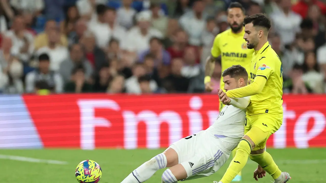 Fede Valverde y Álex Baena | Fuente: Getty Images