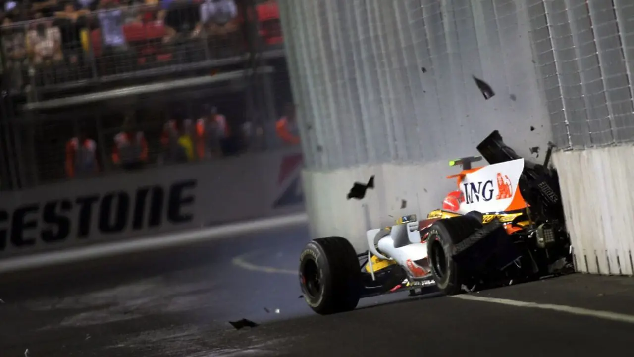 Accidente de Nelsinho Piquet en el Gran Premio de Singapur 2008 | Fuente: Sutton Images