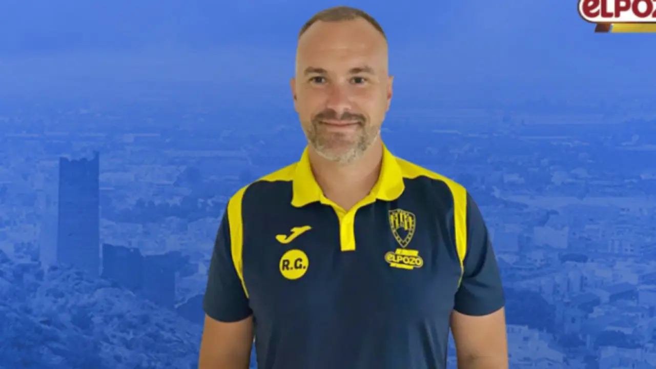 Randri García, entrenador del Alhama | Fuente: @AlahamaElPozo
