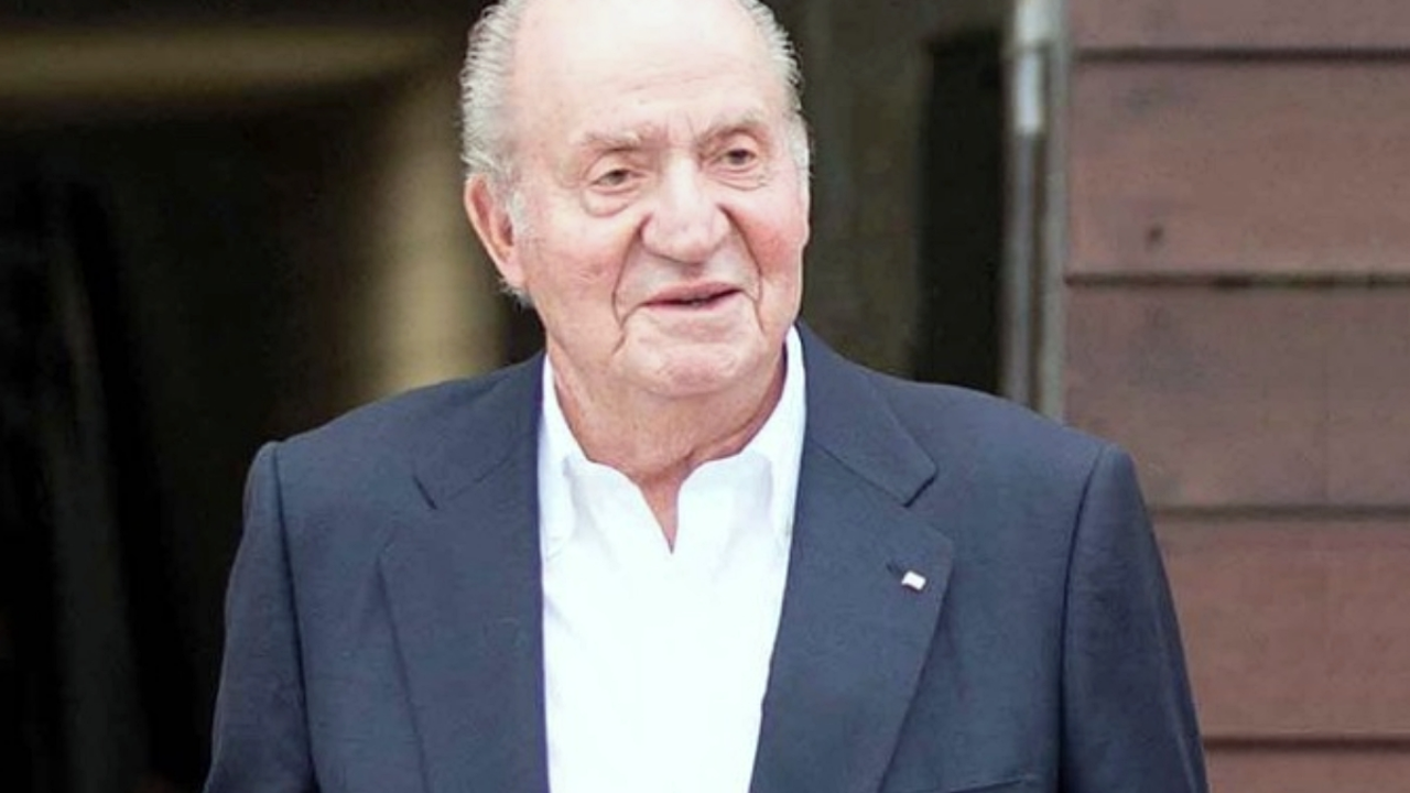 El rey Juan Carlos ayudó a Ana Obregón y Alessandro Lequio con la estancia de su hijo en EE.UU. por motivos médicos.