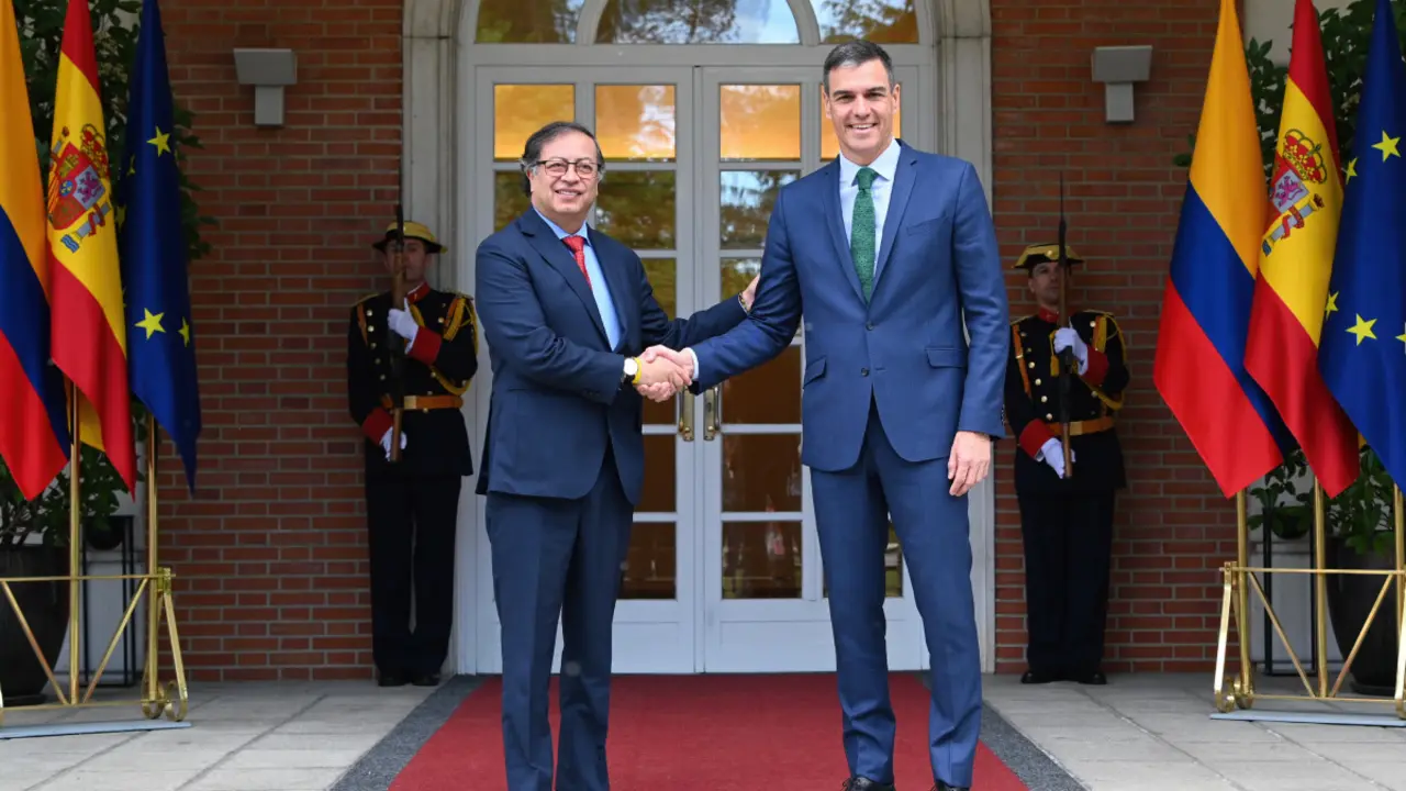 Gustavo Petro junto a Pedro Sánchez / La Moncloa
