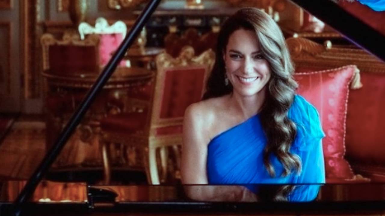 La actuación de Kate Middleton al piano en Eurovisión genera suspicacias acerca de si era ella realmente quien tocaba / Instagram @_kate_middleton_royal