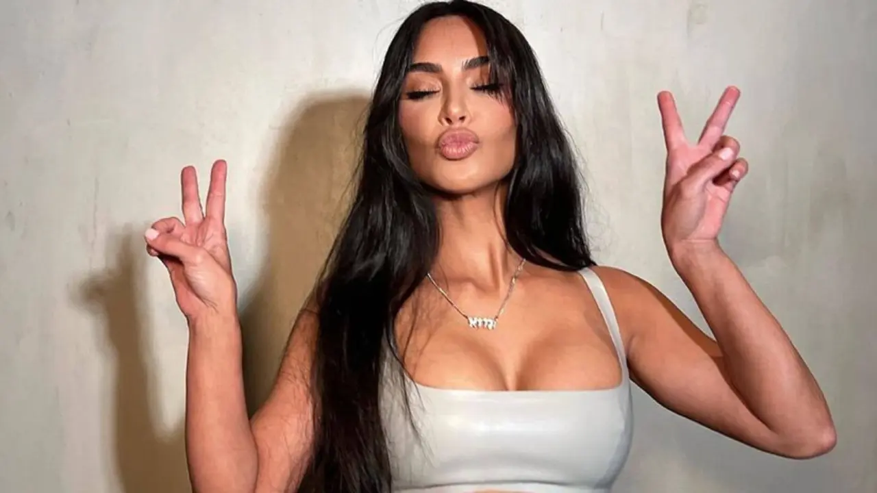 La impactante sinceridad de Kim Kardashian sobre la maternidad: "lloro hasta quedarme dormida"