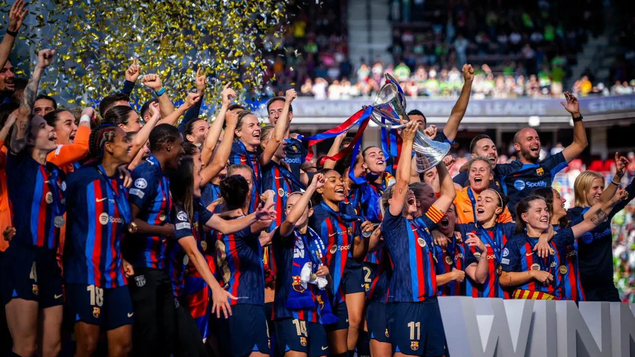 El Barça Femenino celebra la Champions League | Fuente: FC Barcelona Femení