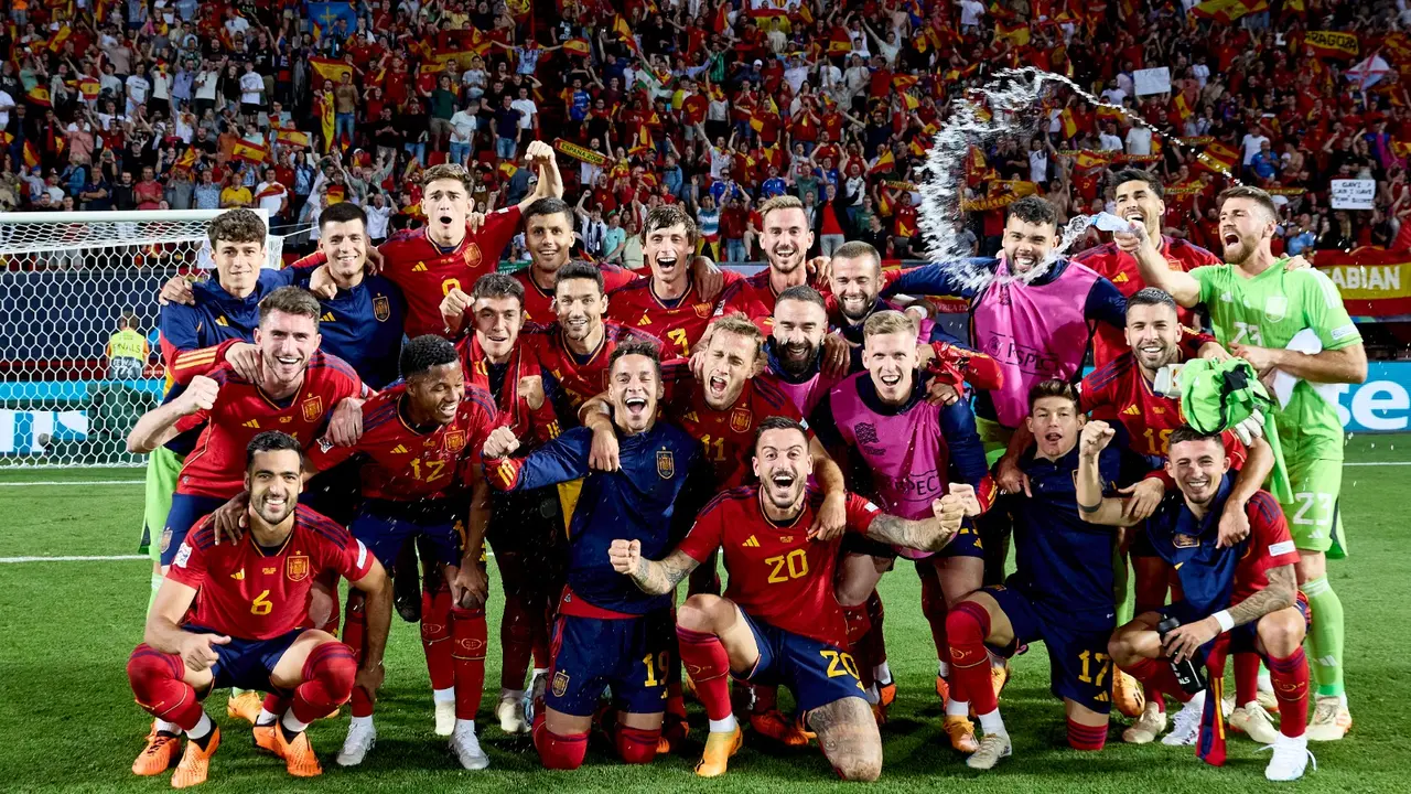 La Selección Española celebra el pase a la final de la Nations League | Fuente: @SEFutbol
