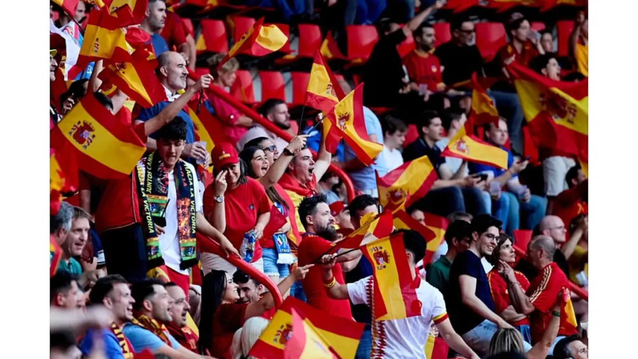 Aficionados españoles en la semifinal contra Italia | Fuente: RFEF