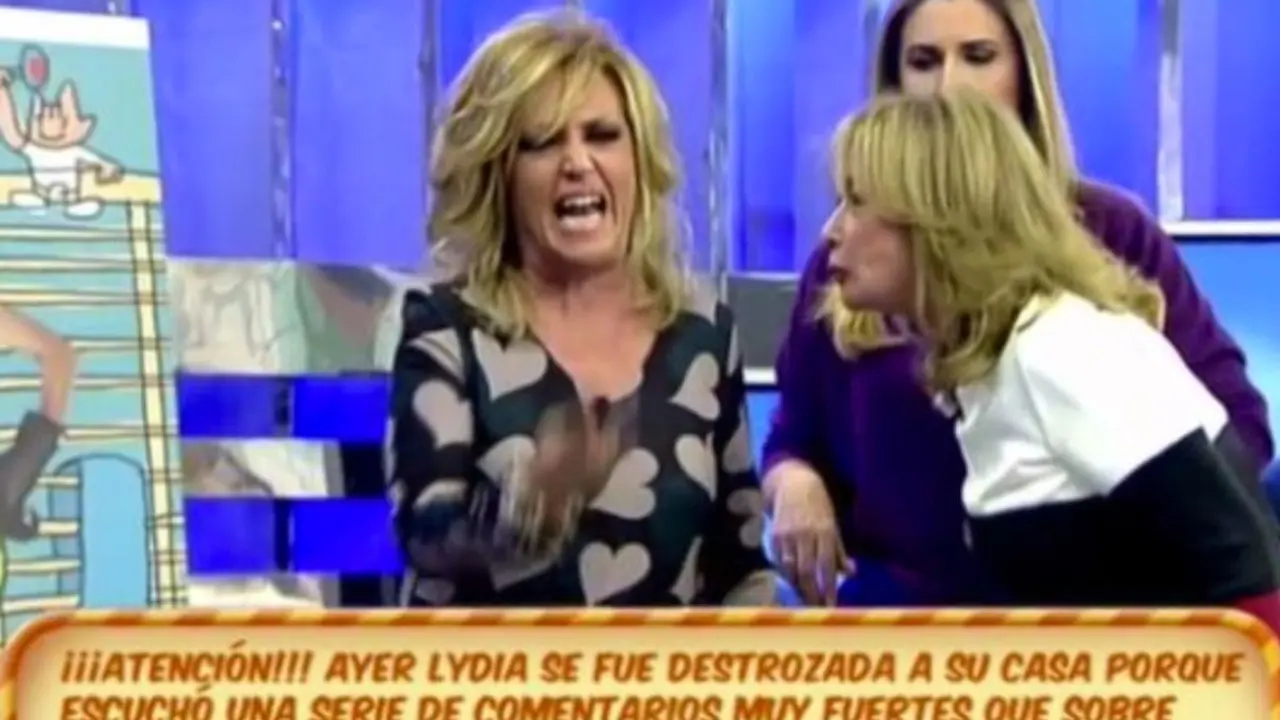 Mila Ximénez y Lydia Lozano durante una de sus enésimas broncas en Sálvame - Mediaset