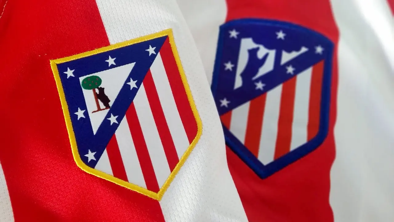 Nuevo y antiguo escudo del Atlético de Madrid