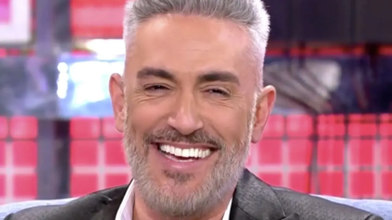Kiko Hernández durante su primera entrevista en el 'Deluxe' - Mediaset