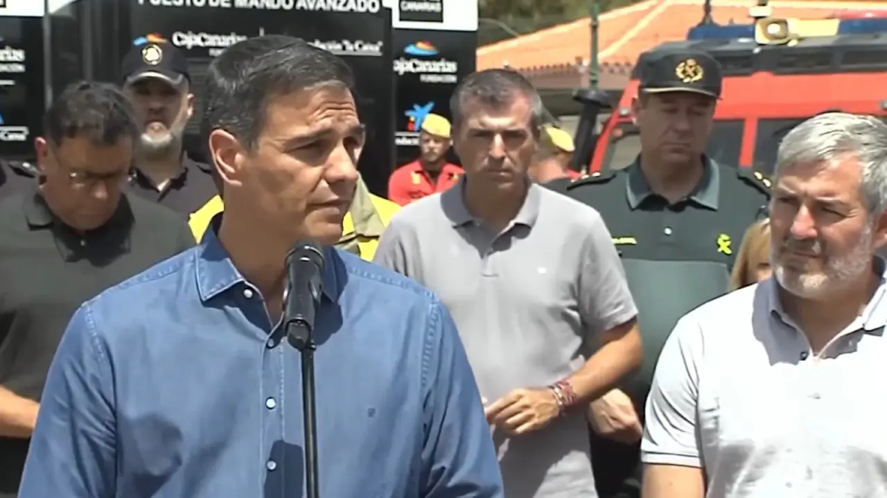 Pedro Sánchez durante su visita a Tenerife