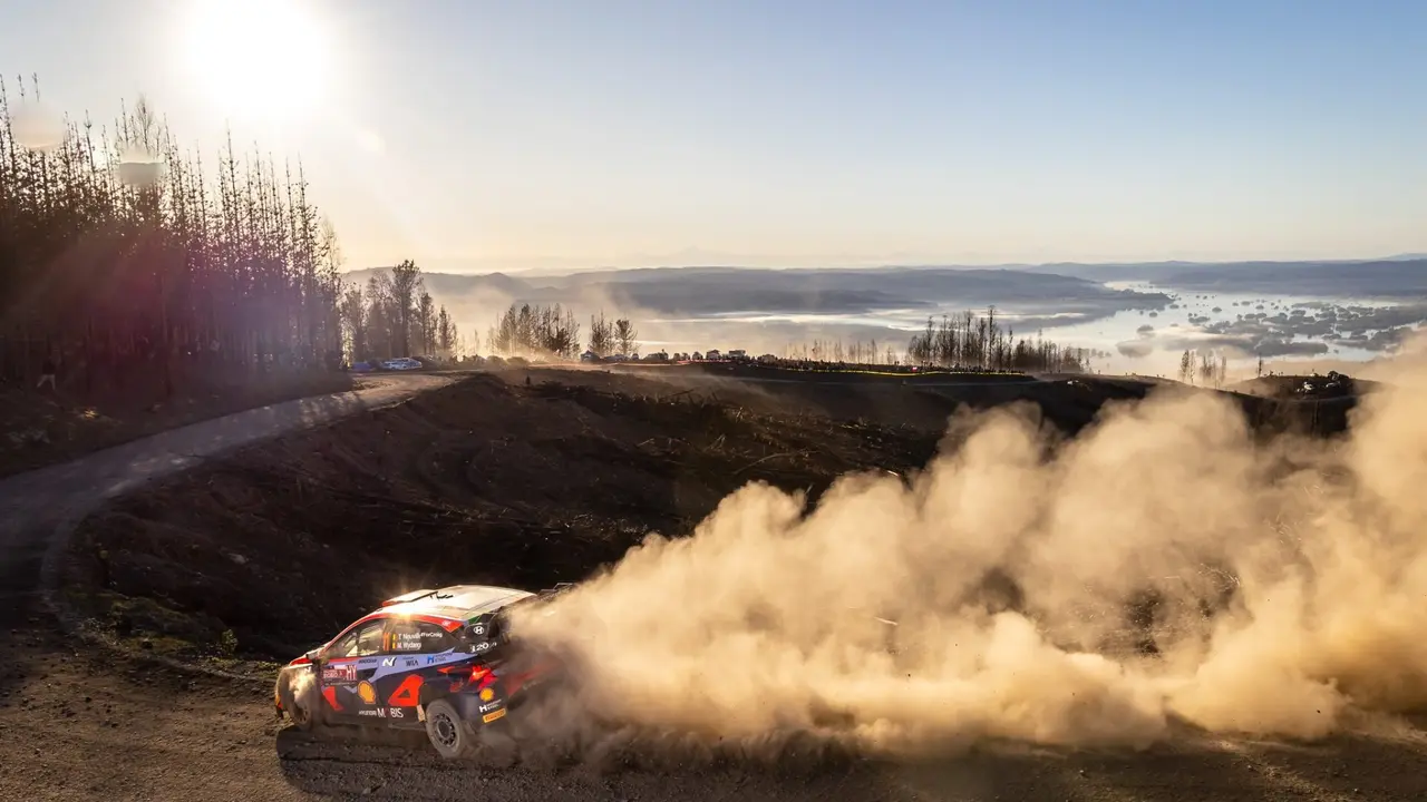 2023 FIA World Rally Championship
Round 11, Rally Chile
27 September - 01 October 2023

Thierry Neuville, Martijn Wydaeghe, Hyundai i20 N Rally1 Hybrid

Photographer: Dufour Fabien
Worldwide copyright: Hyundai Motorsport GmbH