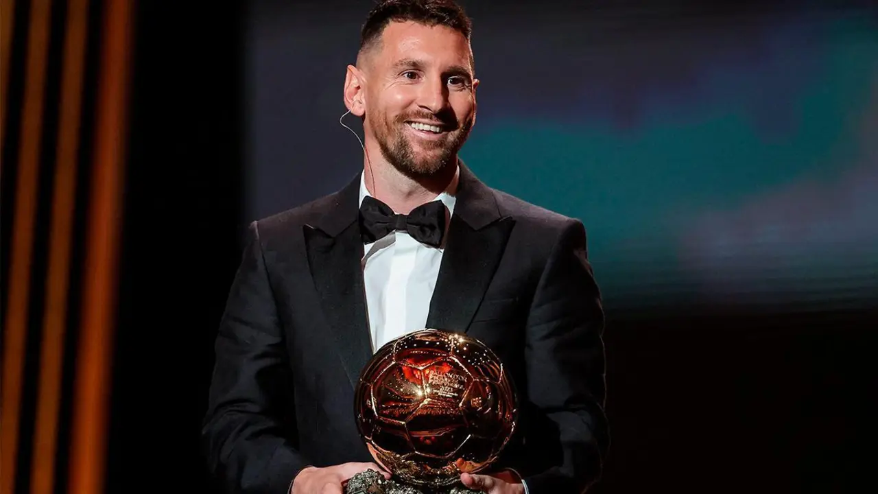 Leo Messi consigue su octavo Balón de Oro | Fuente: @ballondor