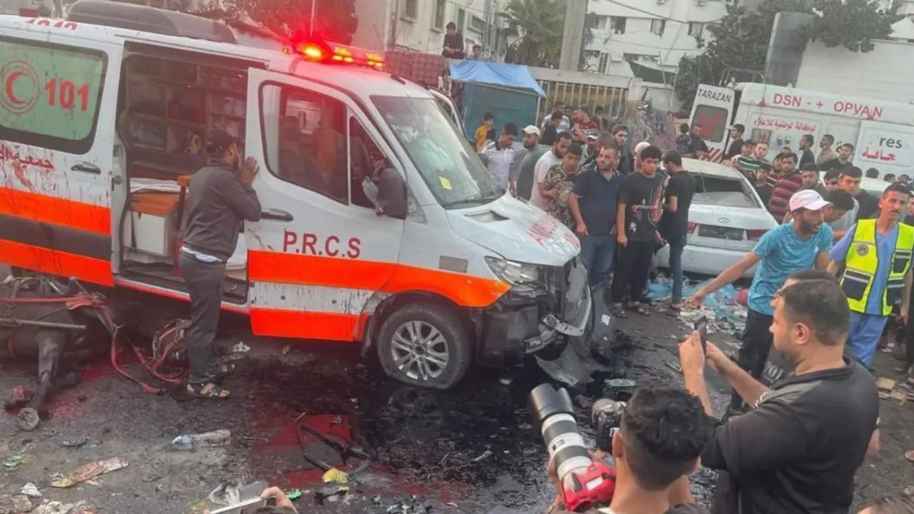 Bombardeo a las puertas del hospital Al Shifa