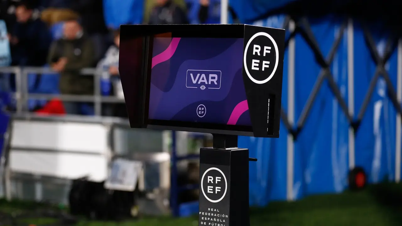 Monitor VAR | Fuente: Getty Images