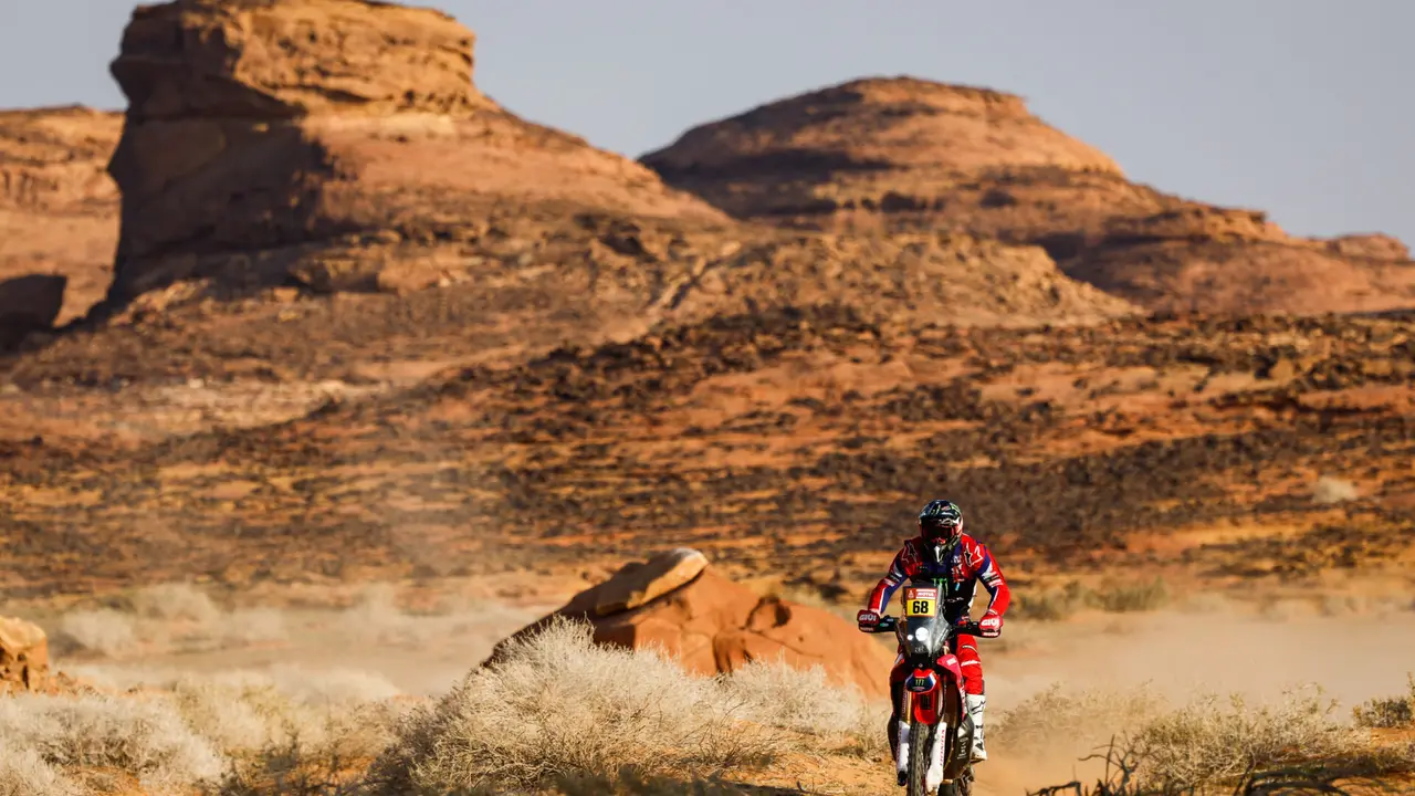 Tosha Schareina en la Etapa 1 del Dakar 2024 | Fuente: ASO