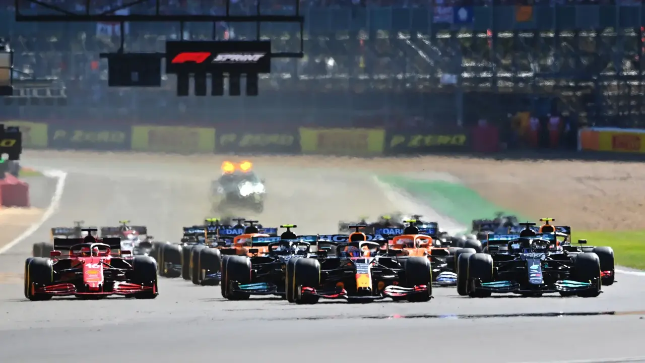 Carrera al sprint | Fuente: Red Bull