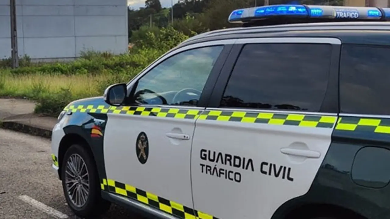 Control de la Guardia Civil de Tráfico
GUARDIA CIVIL
(Foto de ARCHIVO)
24/10/2023