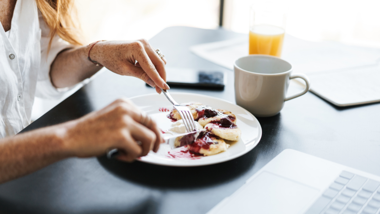 El Supremo considera que la pausa para desayunar y los 15 minutos de cortesía al empezar la jornada son "tiempo de trabajo efectivo" | Fuente: Pexels