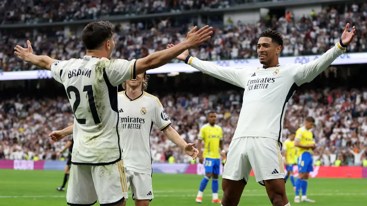 El Real Madrid en el partido contra el Cádiz | Fuente: Real Madrid