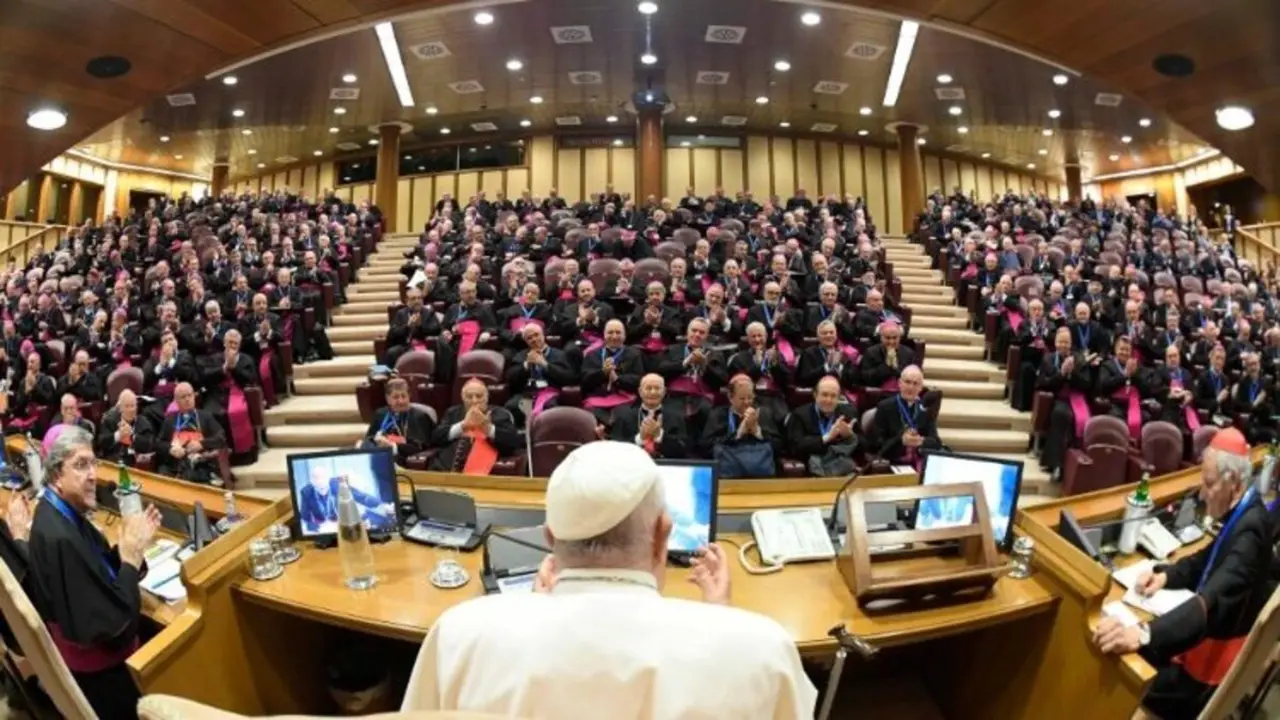 El Papa con los obispos de la Conferencia Episcopal Italiana | Fuente: Vaticano