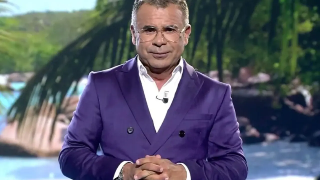 Jorge Javier Vázquez presentando el reality | Fuente: Gala de Supervivientes