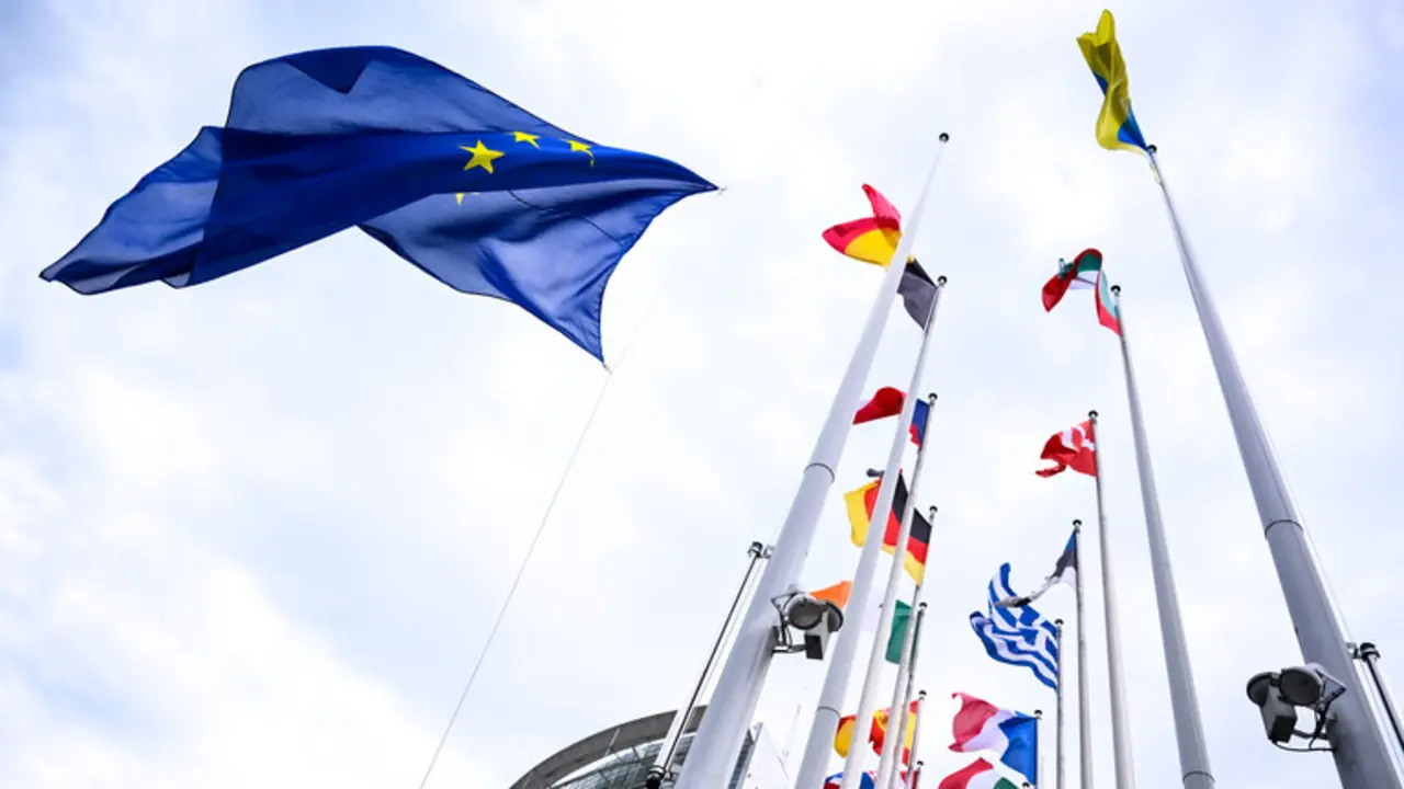 Raising ceremony of the European flag for the beginning of the 10th legislative term in front of the European Parliament in Strasbourg