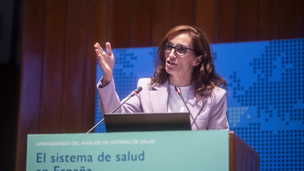 La ministra de Sanidad, Mónica García / Pool Moncloa
