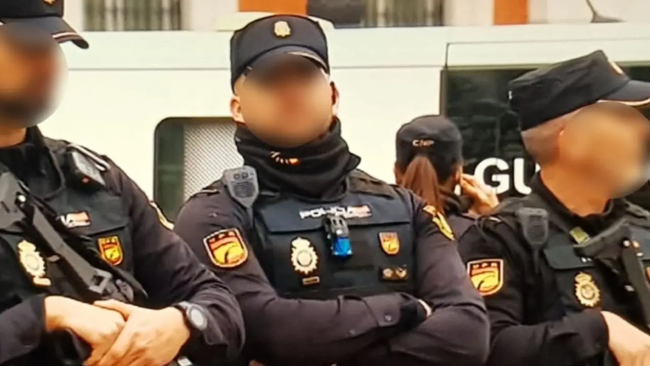 Sindicatos policiales como la UFP denuncian que no todos los agentes disponen de chalecos para garantizar su seguridad. (Foto: UFP).