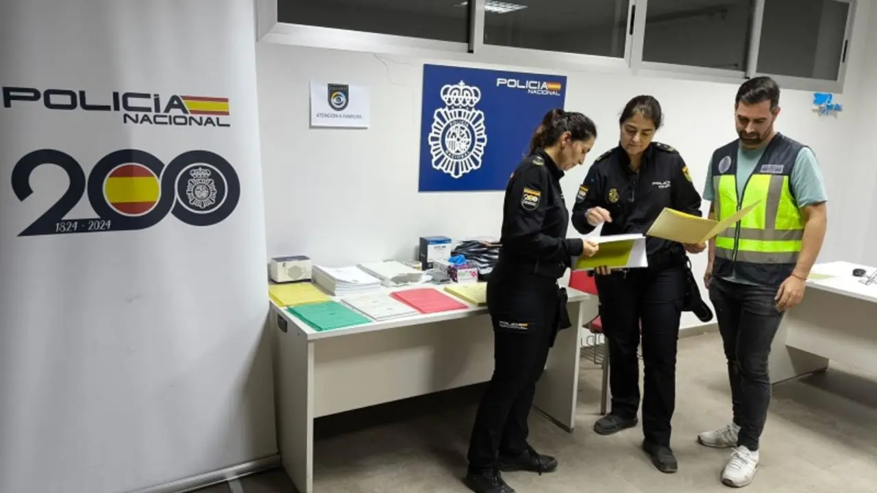 También están a disposición de los afectados las oficinas permanentes de la Policía Nacional en toda la provincia.