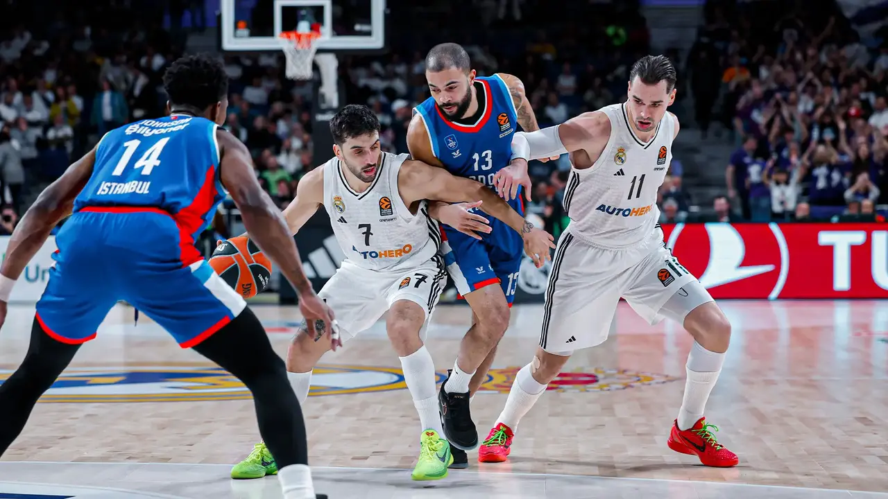 @RMBaloncesto / X