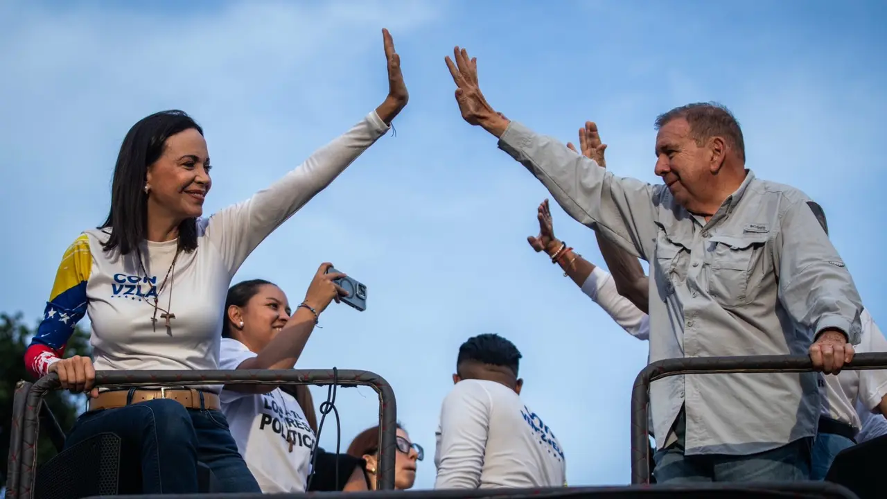 Líderes de la coalición opositora, María Corina Machado y Edmundo González, durante el período de campaña presidencial en Venezuela.