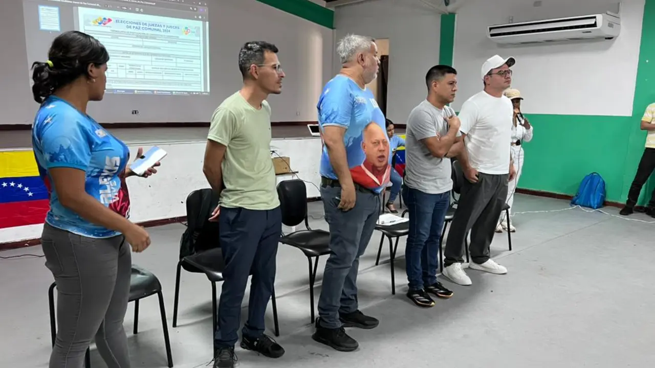 Inicio de postulaciones para aspirantes a ser “jueces de paz” en las próximas elecciones del 15 de diciembre en Venezuela.