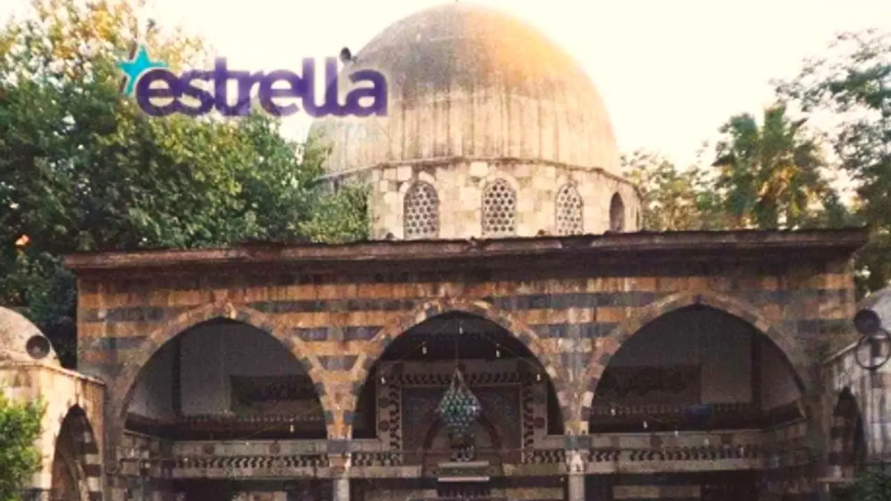 Complejo de mezquitas en el centro de Damasco, la capital siria. (Foto de archivo: año 2003).