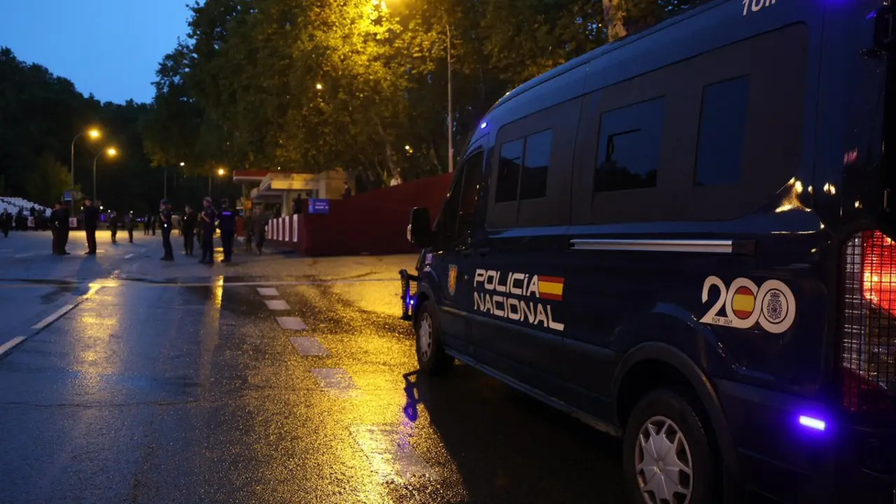 Policía Nacional/ X