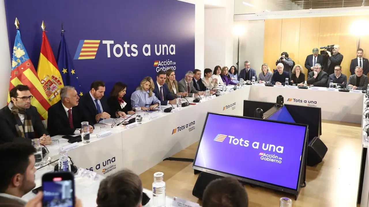Reunión del Gobierno con los alcaldes afectados por la DANA. Imagen: Moncloa