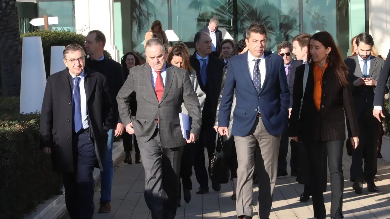 Carlos Mazón, junto a otros miembros del Consell valenciano, este miércoles en un acto. Imagen: Generalitat Valenciana
